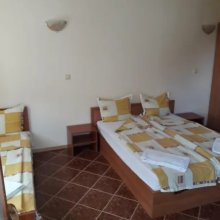 Nestinarka Appartement *
