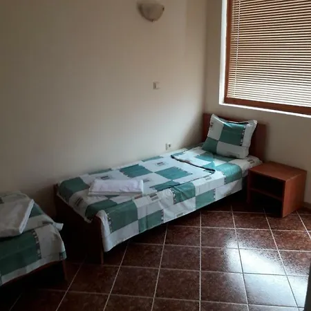 Nestinarka Appartement *