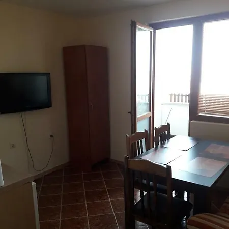 Nestinarka Apartment